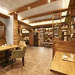 Wellness- Und Bierhotel Adam Braeu Hotel 4*