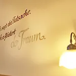 Hotel Wellness- Und Bierhotel Adam Braeu