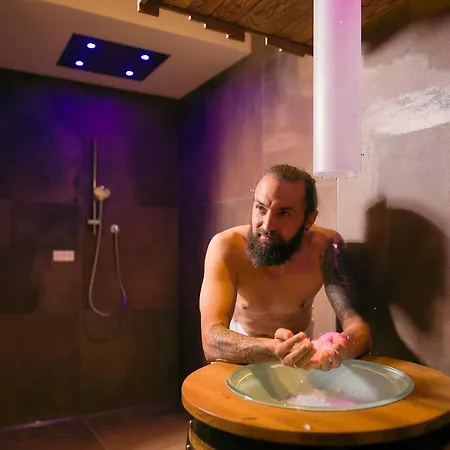 Wander- Und Aktivhotel Adam Braeu 4*