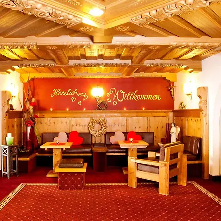 Wander- Und Aktivhotel Adam Braeu 4*