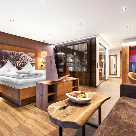 Wander- Und Aktivhotel Adam Braeu 4*
