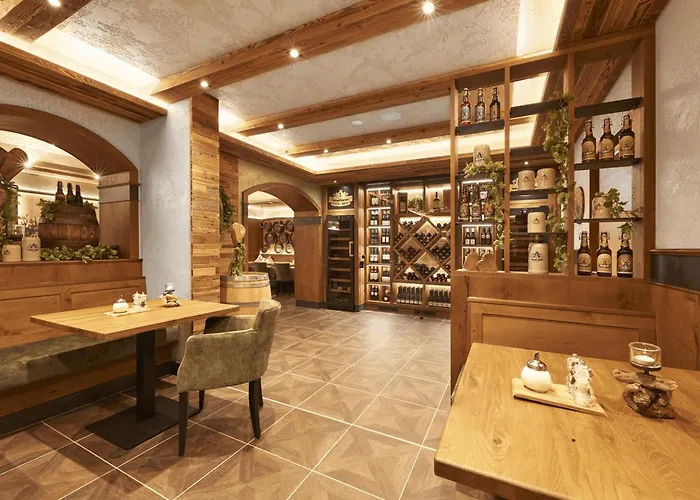 Wellness- Und Bierhotel Adam Braeu 酒店 4*