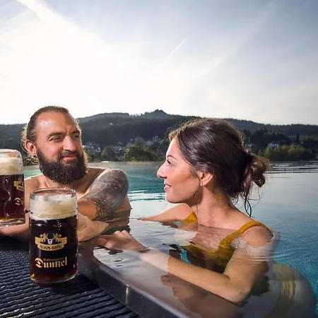 Wellness- Und Bierhotel Adam Braeu 4* بودنمايس