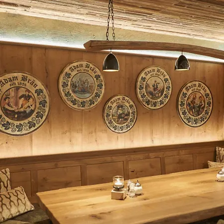فندق Wellness- Und Bierhotel Adam Braeu بودنمايس