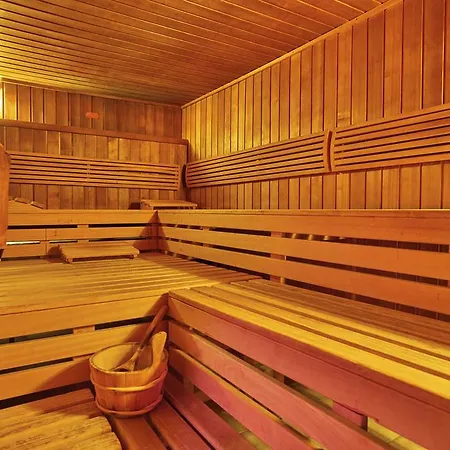 ホテル Wellness- Und Bierhotel Adam Braeu 4*