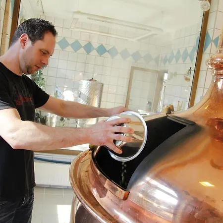Wellness- Und Bierhotel Adam Braeu فندق بودنمايس