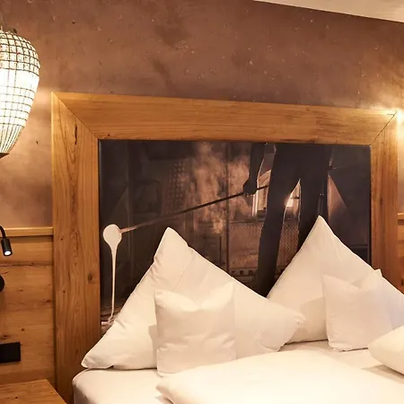 Wellness- Und Bierhotel Adam Braeu 4* ボーデンマイス